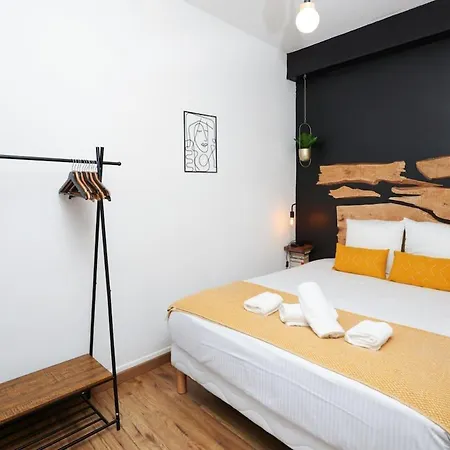 Апартаменты Le Repere Du Gentleman Каркассон