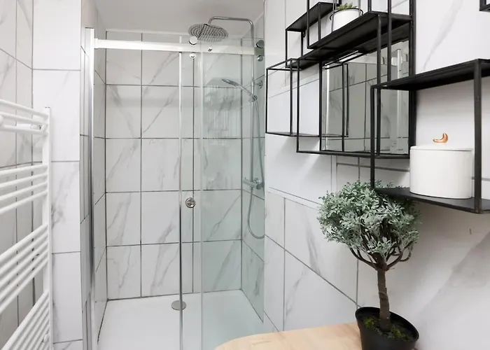 Le Repere Du Gentleman * Каркассон